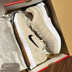 Nike Air Max AP
